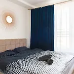 Chic 2-room In The Heart Of With Amazing View Bucareste