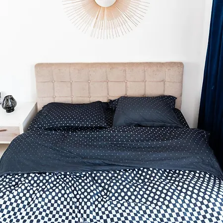 Chic 2-room In The Heart Of With Amazing View Bukarest