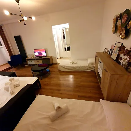 Chic 2-room In The Heart Of With Amazing View *