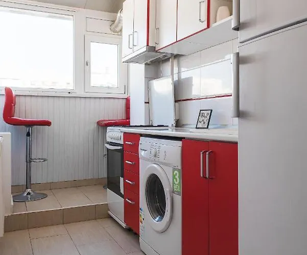 Chic 2-room In The Heart Of With Amazing View Boekarest